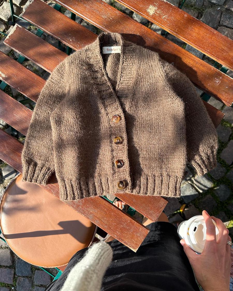 PetiteKnit Eva Cardigan Junior - Schema