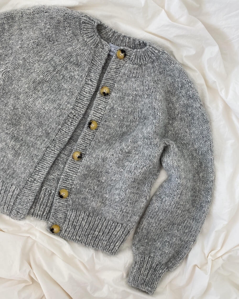 PetiteKnit Novice Cardigan (Chunky Edition) - Schema