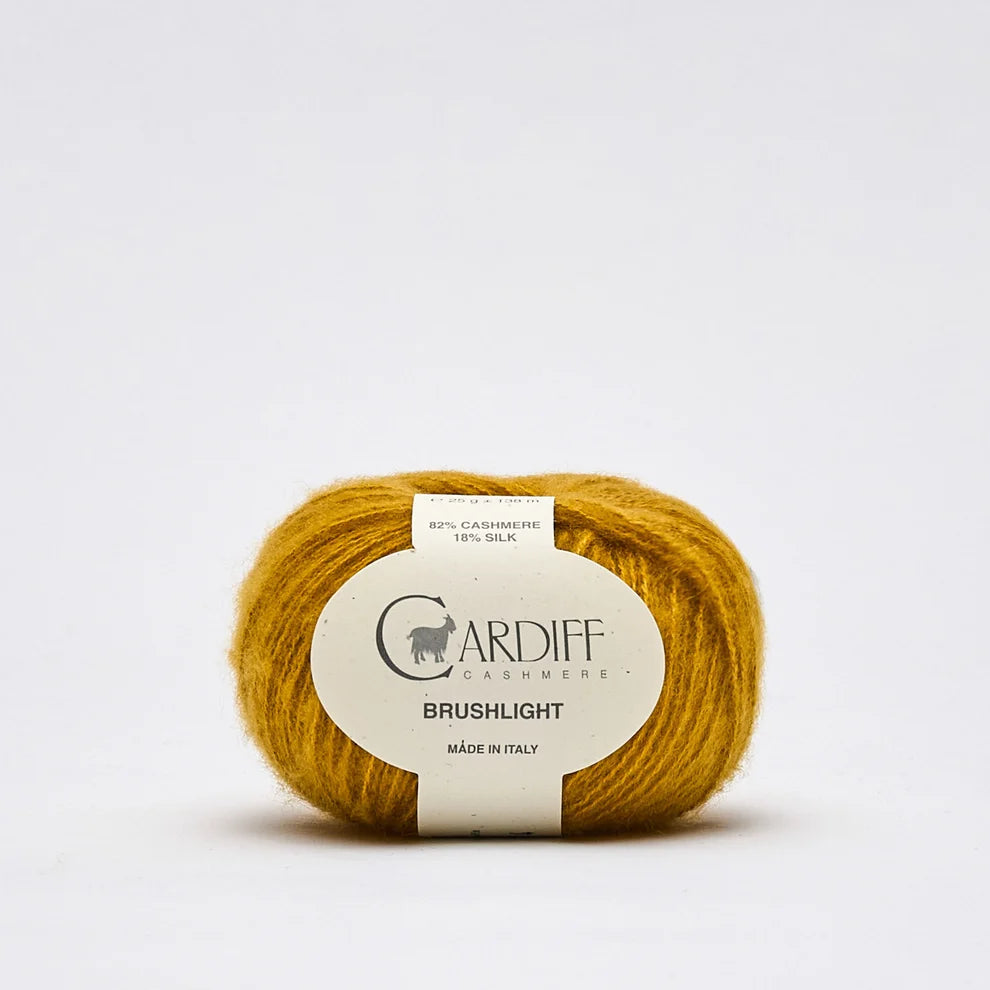 Cardiff Brushlight mezgimo siūlai 25g (kašmyras, šilkas)