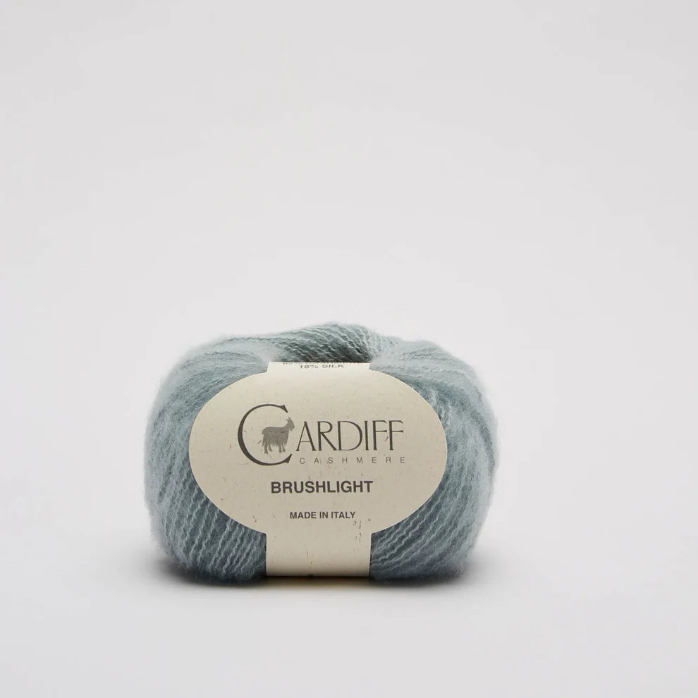 Cardiff Brushlight mezgimo siūlai 25g (kašmyras, šilkas)