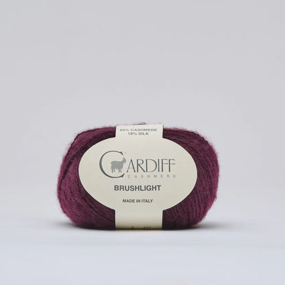 Cardiff Brushlight mezgimo siūlai 25g (kašmyras, šilkas)