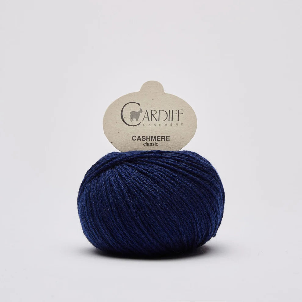 Cardiff Classic mezgimo siūlai 25g (kašmyras)