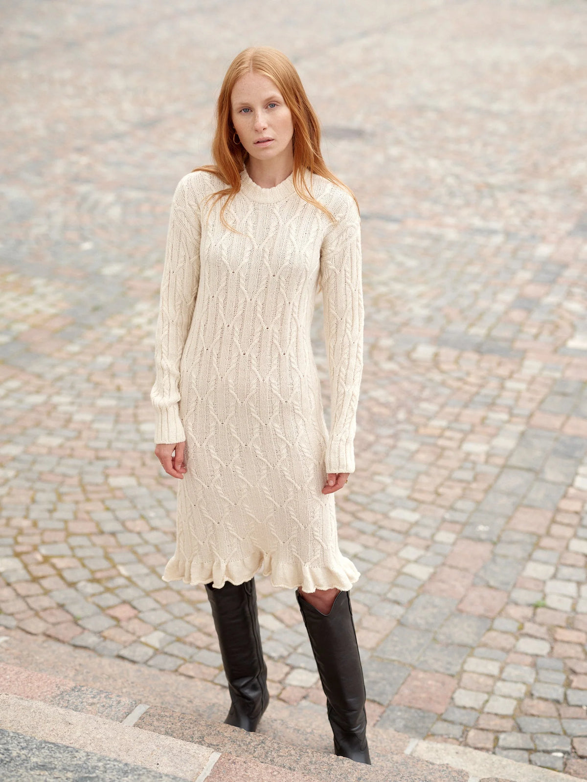 Laine knyga "Nordic Chic: Knitting a Modern Wardrobe"