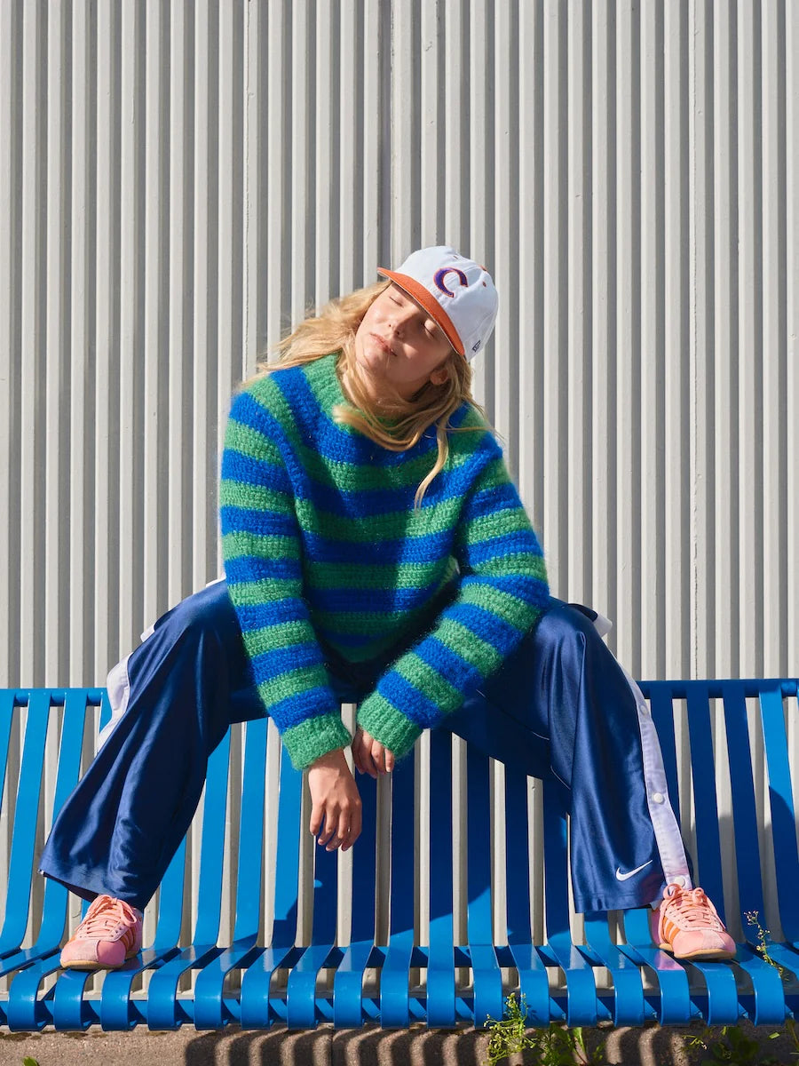 Laine knyga "Hook Out!: Fresh Crochet Wear"