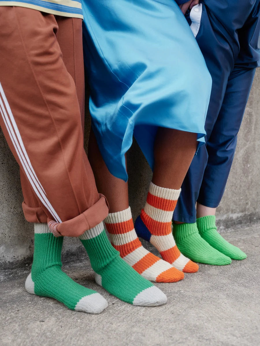 Laine knyga "Hook Out!: Fresh Crochet Wear"