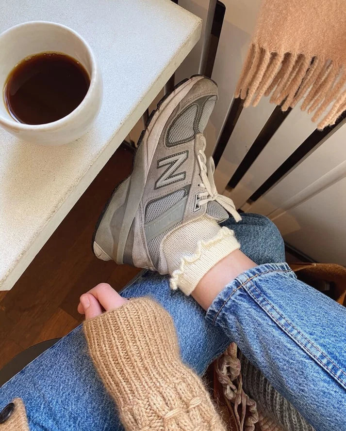 PetiteKnit Ruffle Socks - Schema