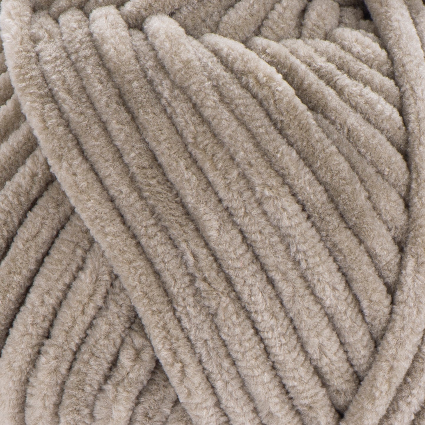 YarnArt Dolce siūlai 100g (pliušas)