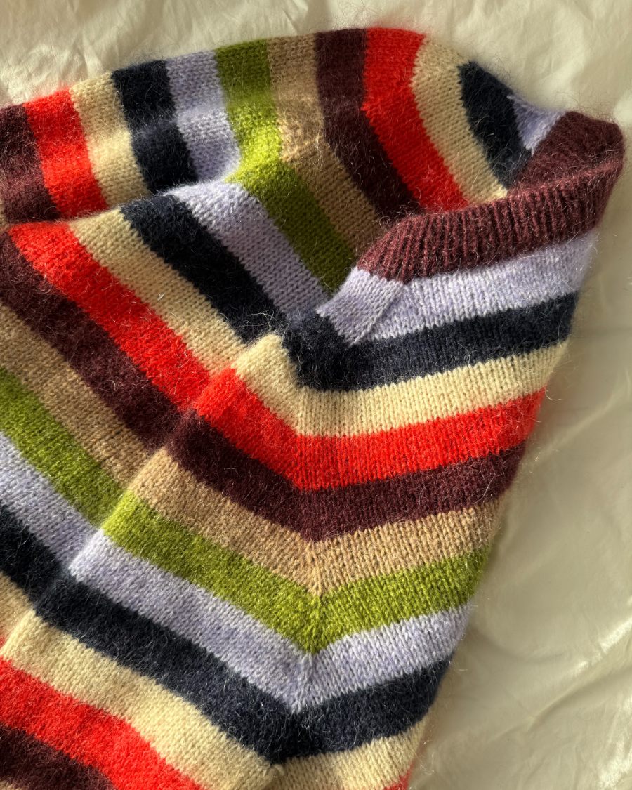 PetiteKnit Aros Sweater - Schema