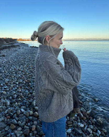 PetiteKnit Dagmar Zipper Sweater - Schema