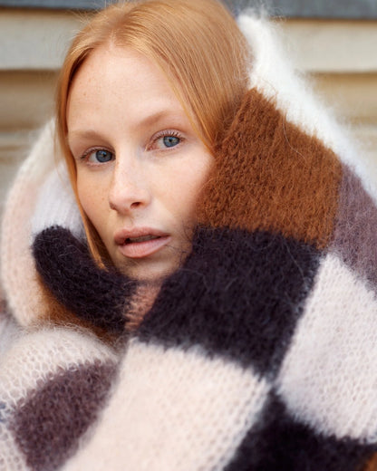 Laine knyga "Nordic Chic: Knitting a Modern Wardrobe"