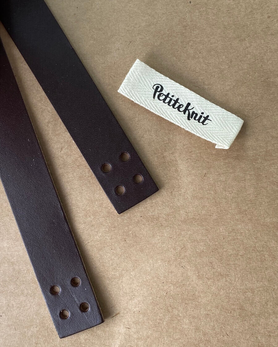 PetiteKnit odinės rankenos "French Market" rankinei