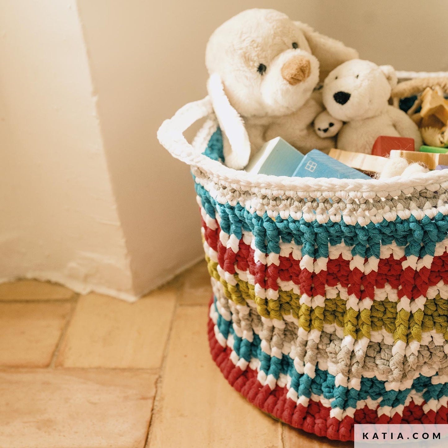 Katia žurnalas "HOME" Nr. 4