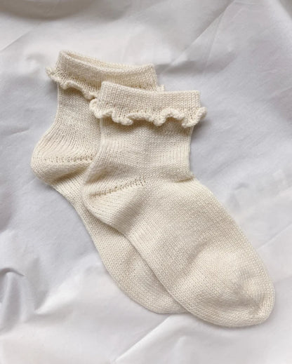 PetiteKnit Ruffle Socks - Schema